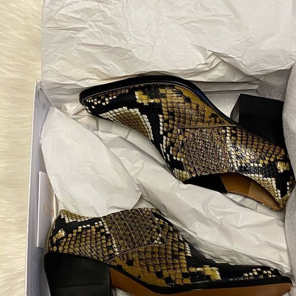 Chloe Sunny Brown Leather Embossed - Picture 8 of 12